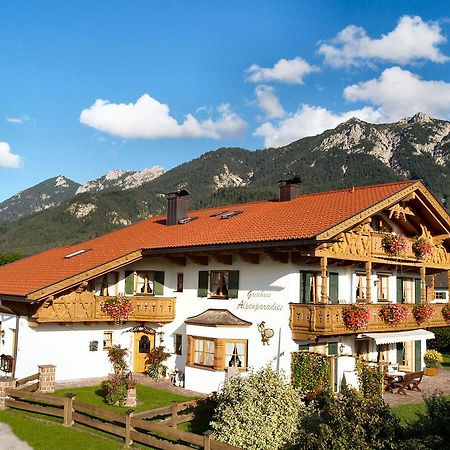 Gaestehaus Alpenparadies Krün Esterno foto